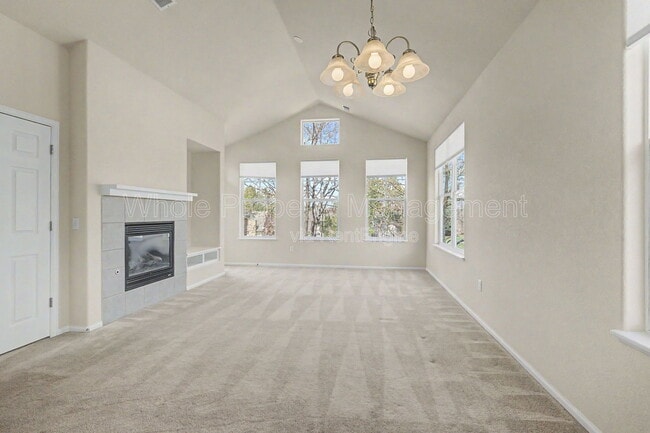 Building Photo - 2260 S Vaughn Way