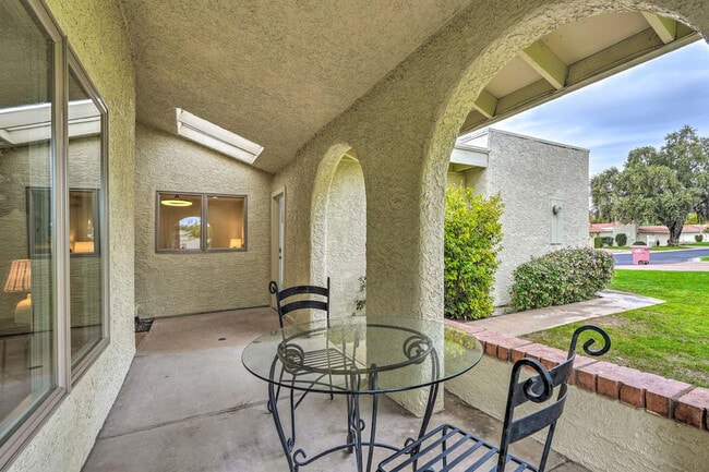 Building Photo - 7833 E Foxmore Ln