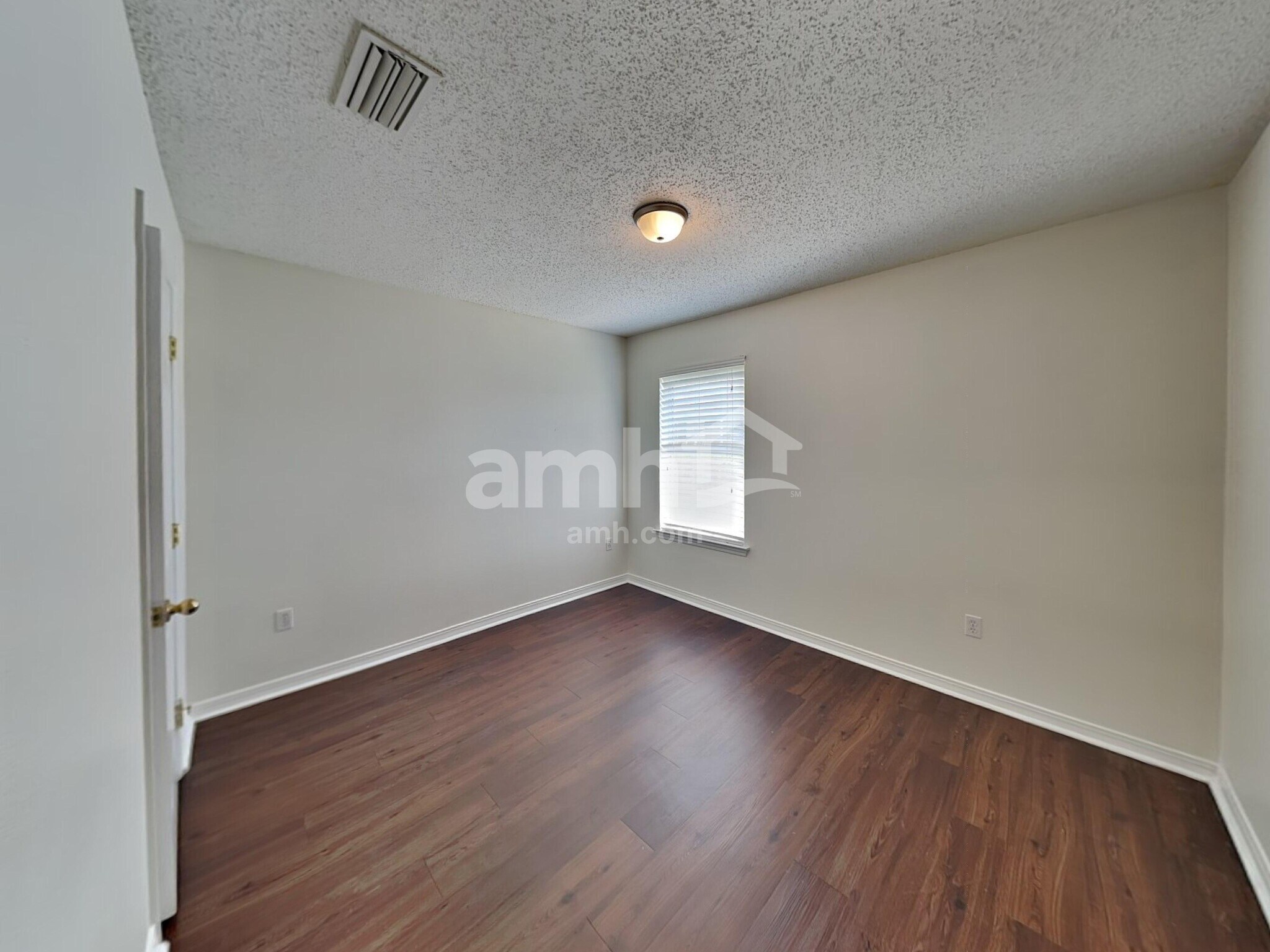 Building Photo - 7319 Bunker Ct