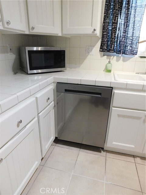 Building Photo - 755 Valley View Ave