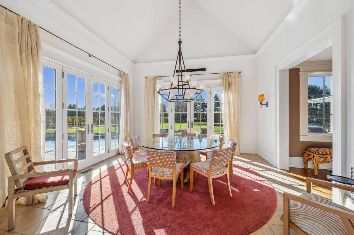 Building Photo - 110 Rose Hill Rd