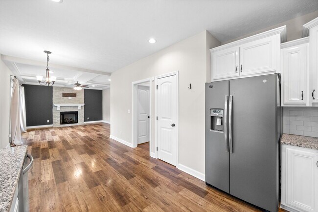 Building Photo - 1697 Ellie Piper Cir