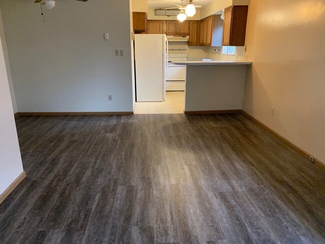 Building Photo - 6257 3rd Ave