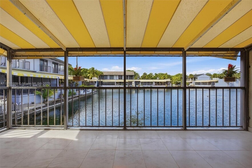 Building Photo - 16380 Briar Patch Pl