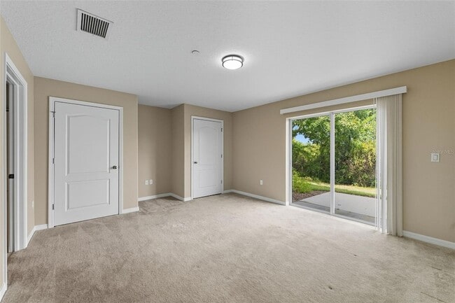 Building Photo - 2521 Lexington Oak Dr