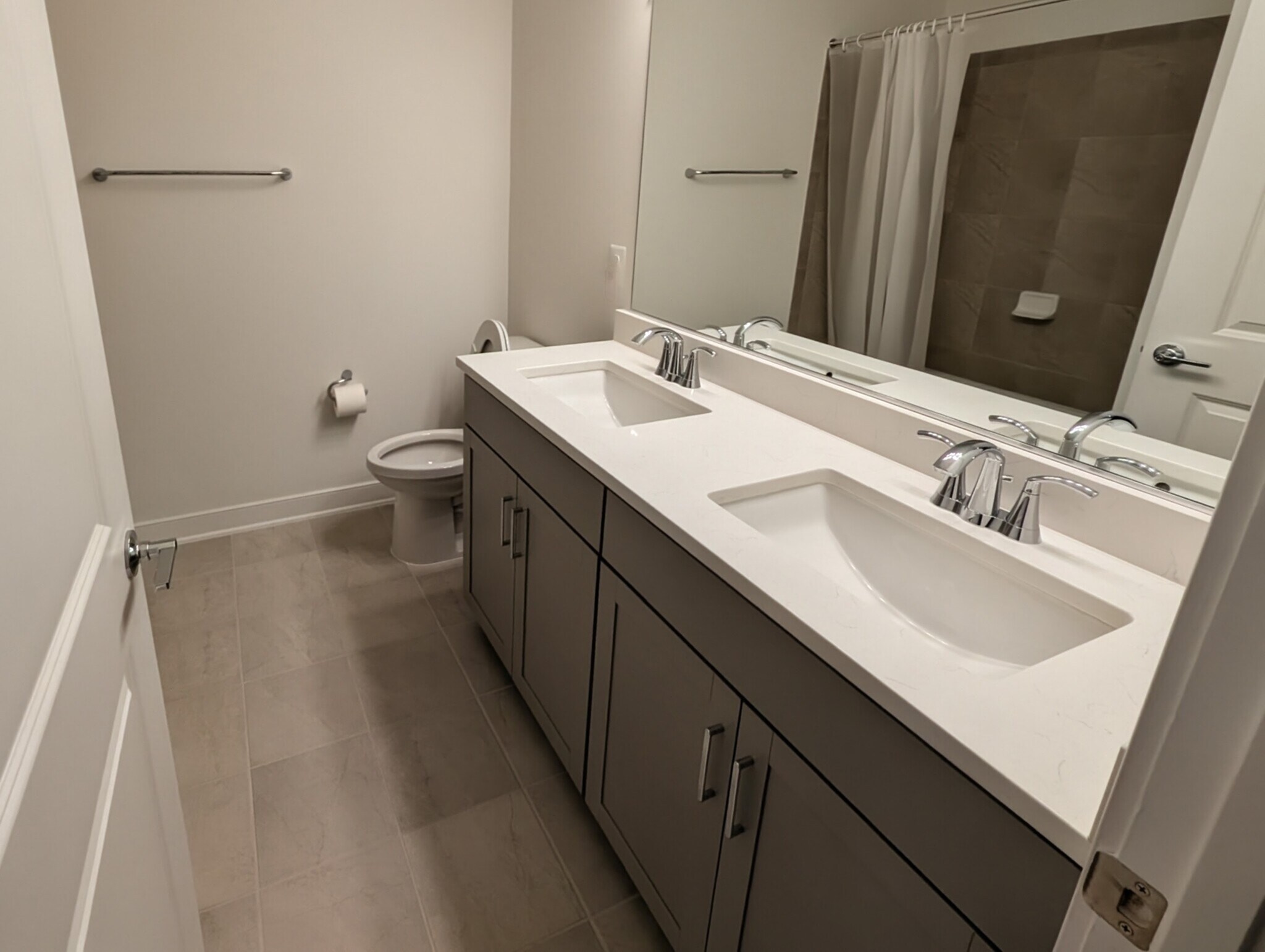 Building Photo - 2005 Henson Norris St