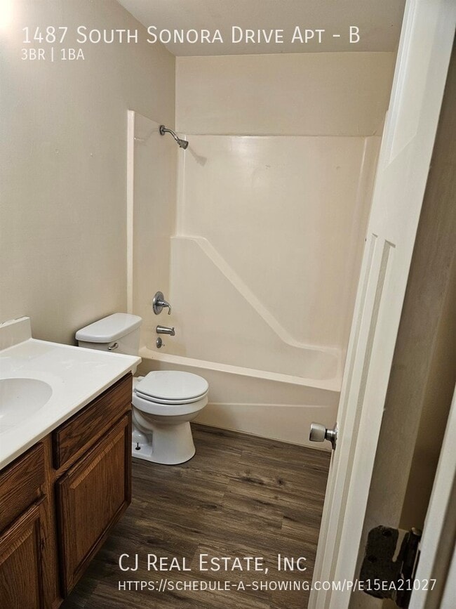 Building Photo - 1487 S Sonora Dr