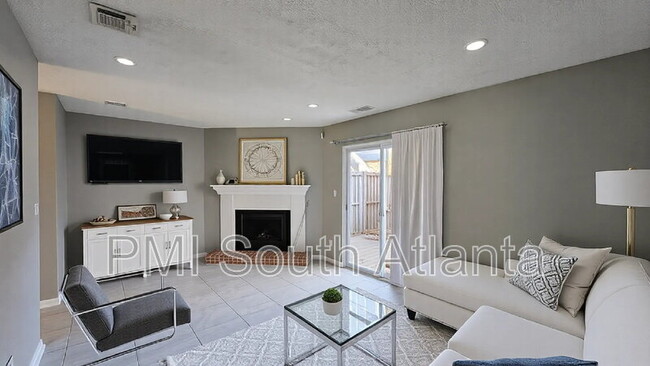 Building Photo - 5754 N Castlegate Dr