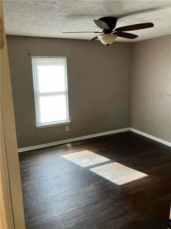 Building Photo - 1215 Oak Forest Ct SW