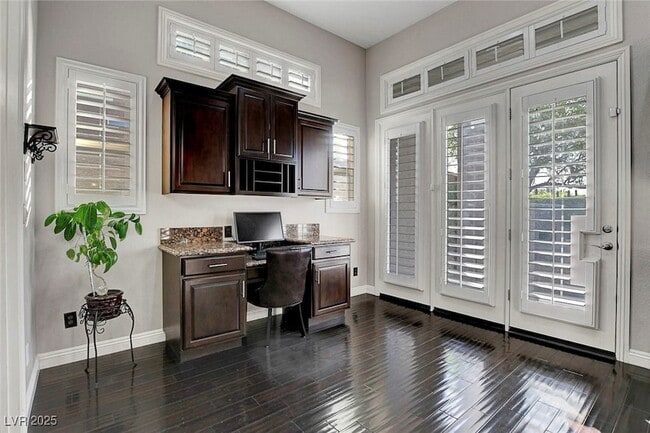 Building Photo - 1704 Choice Hills Dr