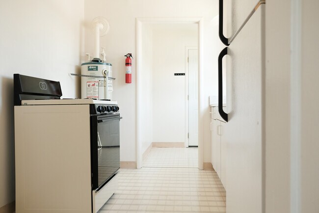 Building Photo - 1212 Neilson St