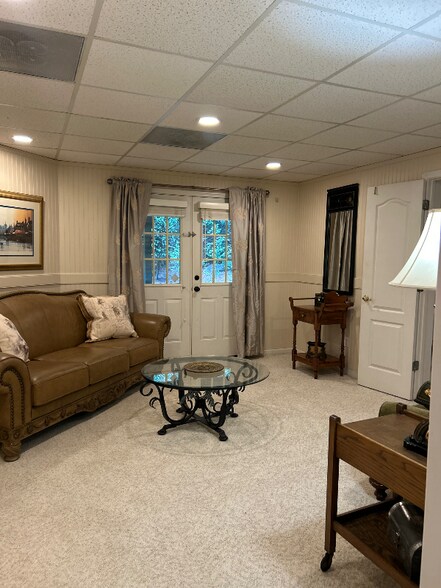 Building Photo - 3410 Kates Way