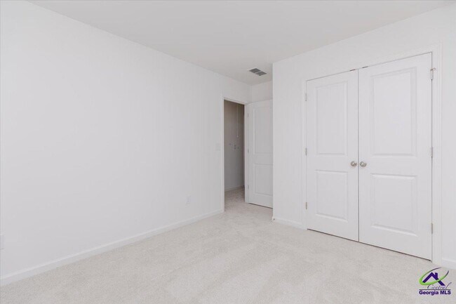 Building Photo - 218 Hickory Rdg Trl