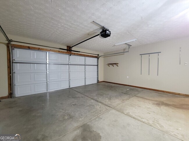 Building Photo - 522 Carl-Cedar Hill Rd