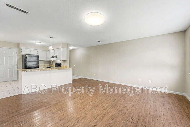 Building Photo - 3033 Mica St