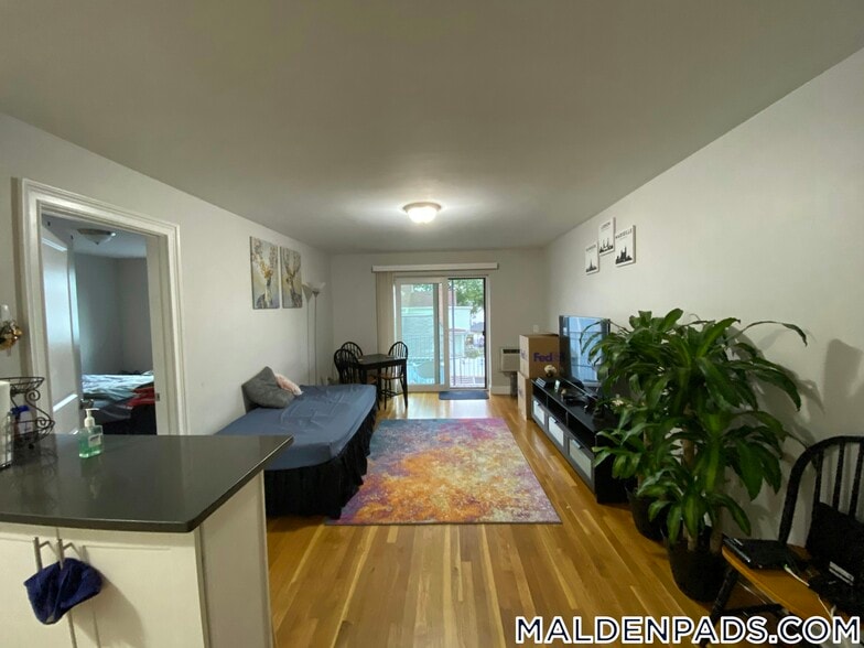 Building Photo - 134 Summer St