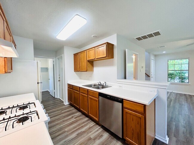 Building Photo - 8508 Apple Carrie Cove