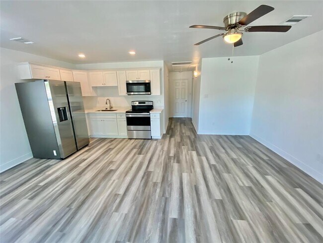 Building Photo - 4301 14th St