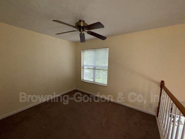 Building Photo - 4256 Chesney Glen Dr