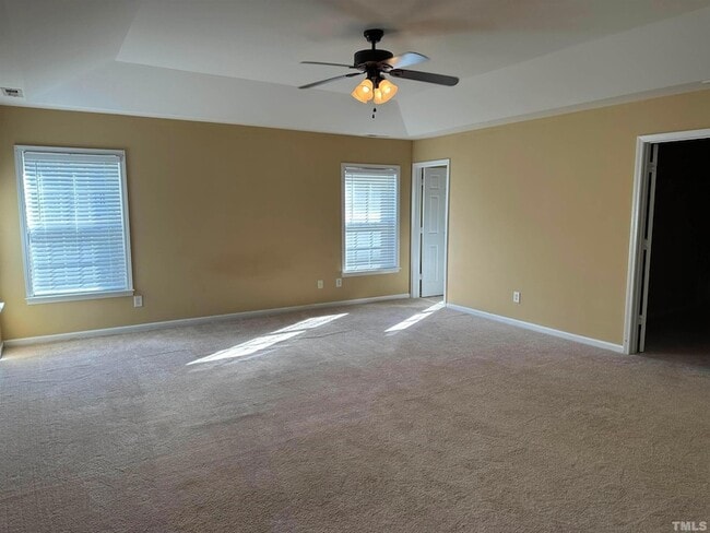 Building Photo - 213 Bikram Dr