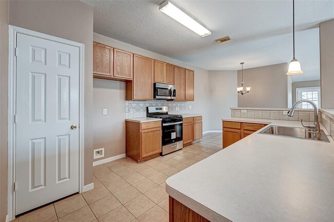 Building Photo - 17338 Turquoise Stream Dr