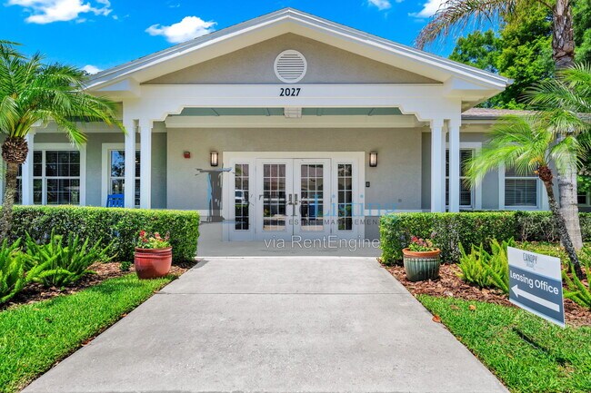 Building Photo - 12726 Taylor Nicolas Dr