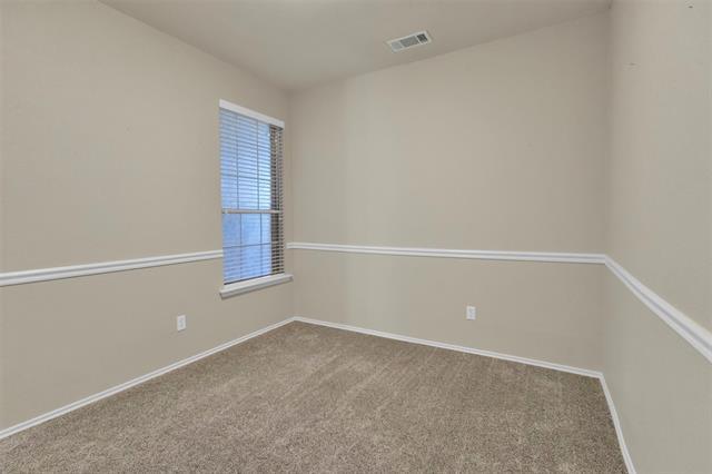 Building Photo - 832 Pebblecreek Dr