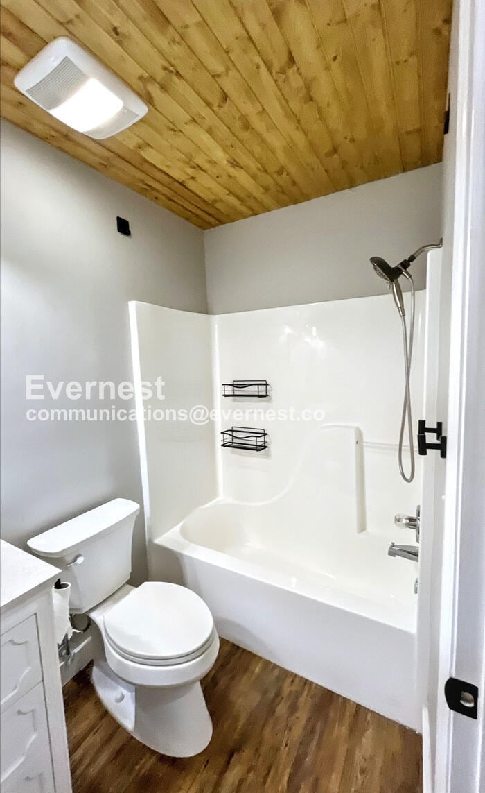 Building Photo - 46 Love Hill Rd