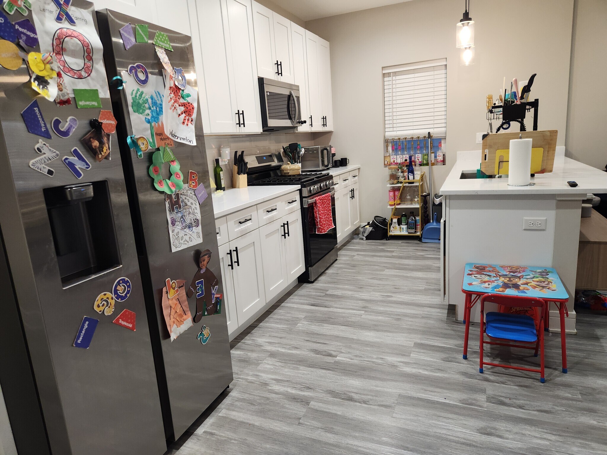 Building Photo - 4051 S Prairie Ave