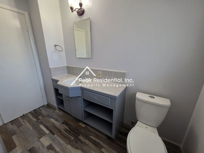 Building Photo - Very Nice 3bd/1.5ba House!