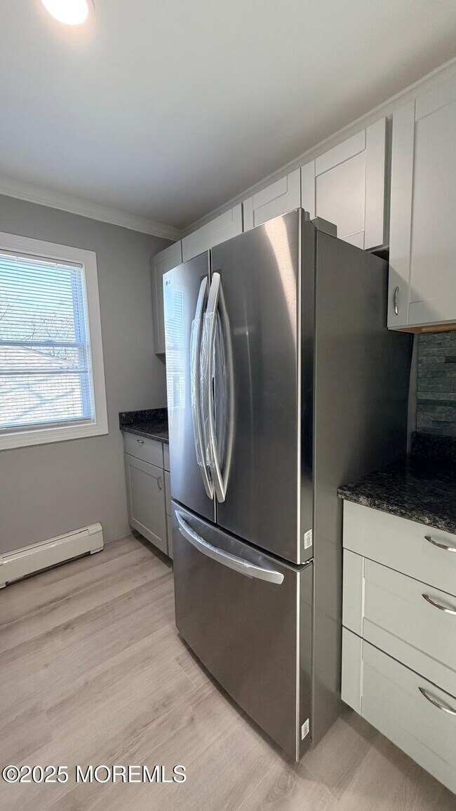 Building Photo - 420 Cross Rd