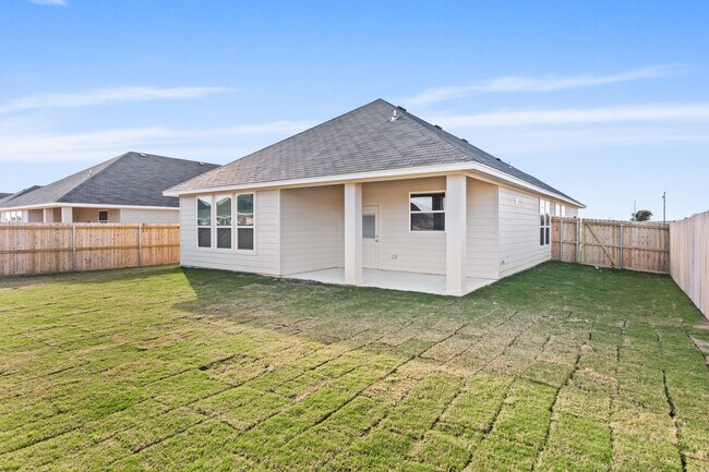 Building Photo - 8014 Timber Holw Ln