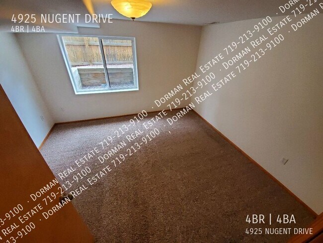Building Photo - 4925 Nugent Dr