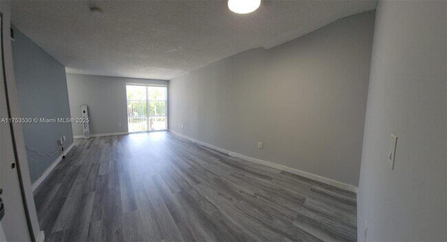Building Photo - 17620 Atlantic Blvd