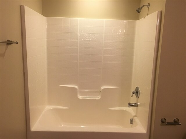 Building Photo - 106 Westwind Dr
