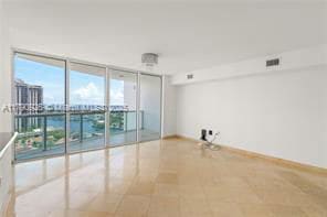 Building Photo - 19400 Turnberry Way