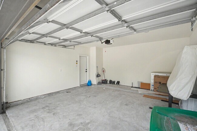 Building Photo - 4310 Alice St