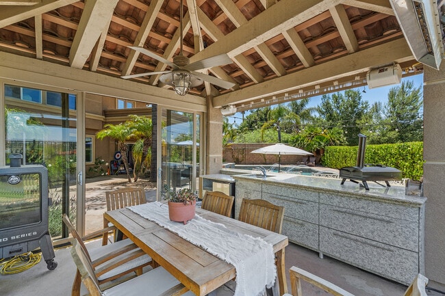 Building Photo - 42585 Whistle Ct