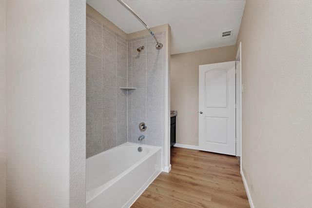 Building Photo - 272 Moonstone Way