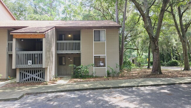 Primary Photo - 2BR/2BA just minutes from Shands Hospital ...