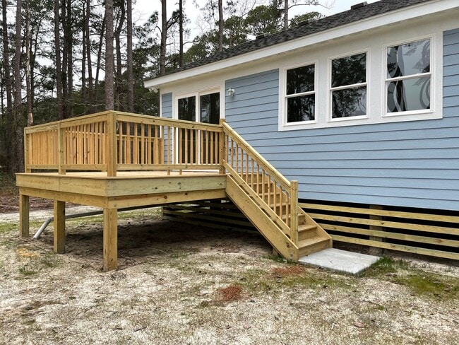 Building Photo - Long-Term Rental in Manteo – 3BR/2BA Moder...