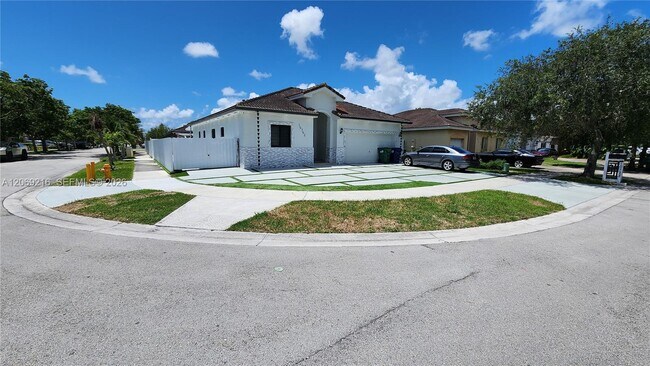 Building Photo - 10752 SW 228th Terrace