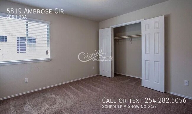 Building Photo - 5819 Ambrose Cir
