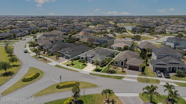 Building Photo - 2991 Casterton Dr
