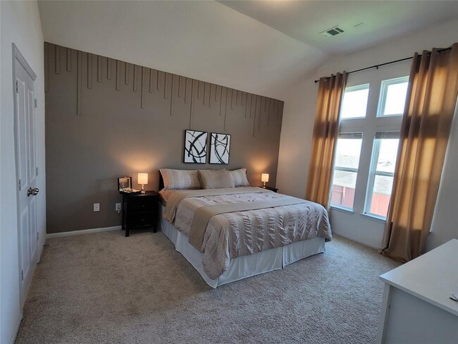 Building Photo - 472 Algaroba Loop