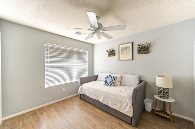 Building Photo - 2351 Urban Forest Ct