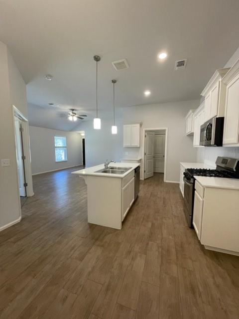 Building Photo - 628 Marlin Ct