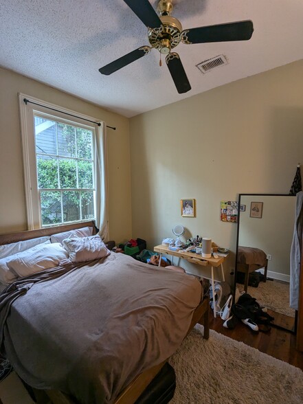 Building Photo - 1300 Treme St
