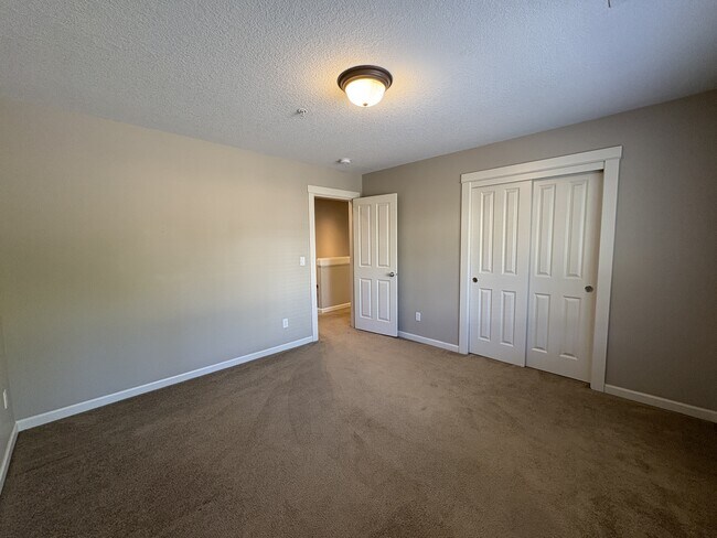 Building Photo - 10630 SW Kable St