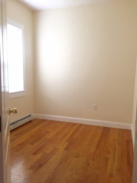 Building Photo - 763 Merrimack St